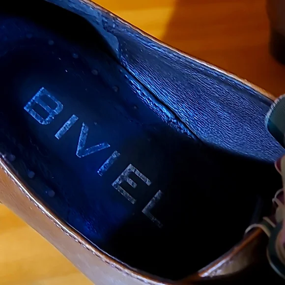 Biviel Victorian Inspired Heeled Leather Booties 🤎 - Picture 10 of 13